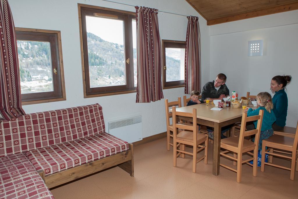 Village Vacances De Valmeinier "Les Angeliers" Rom bilde